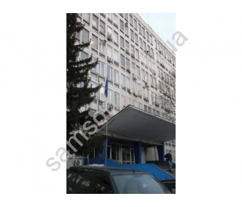 Предлагаются в аренду помещения от 15 до 200 кв.м в админздании.